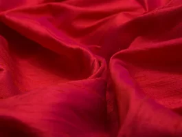 Rani Shot Red Yarn Dyed Indian Raw Silk (100 gm)
